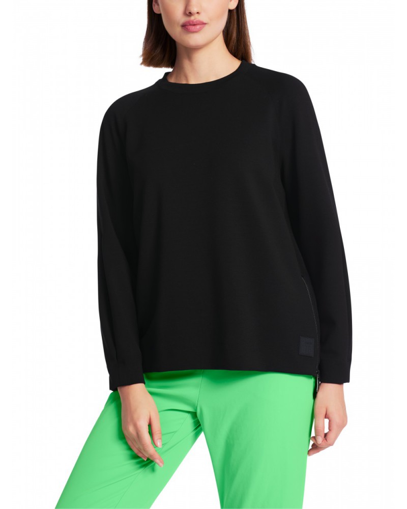 Marc Cain S Sports Black V Necked Top QS 61.04 W41 900